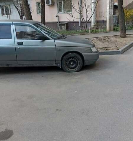 Серый ВАЗ 2110, объемом двигателя 1.6 л и пробегом 350 тыс. км за 1700 $, фото 3 на Automoto.ua