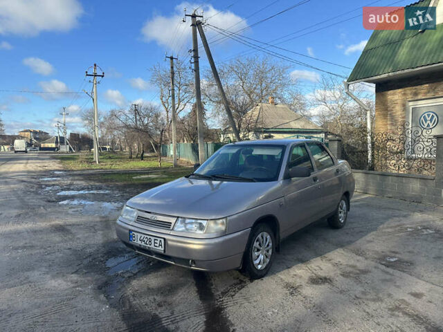 Серый ВАЗ 2110, объемом двигателя 1.6 л и пробегом 133 тыс. км за 3800 $, фото 3 на Automoto.ua