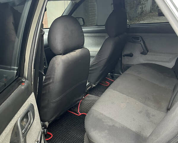 Серый ВАЗ 2110, объемом двигателя 1.6 л и пробегом 186 тыс. км за 2300 $, фото 6 на Automoto.ua