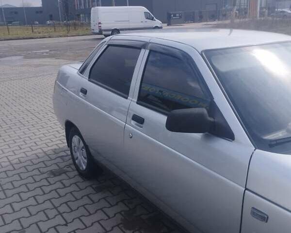 Сірий ВАЗ 2110, об'ємом двигуна 1.6 л та пробігом 210 тис. км за 1800 $, фото 4 на Automoto.ua