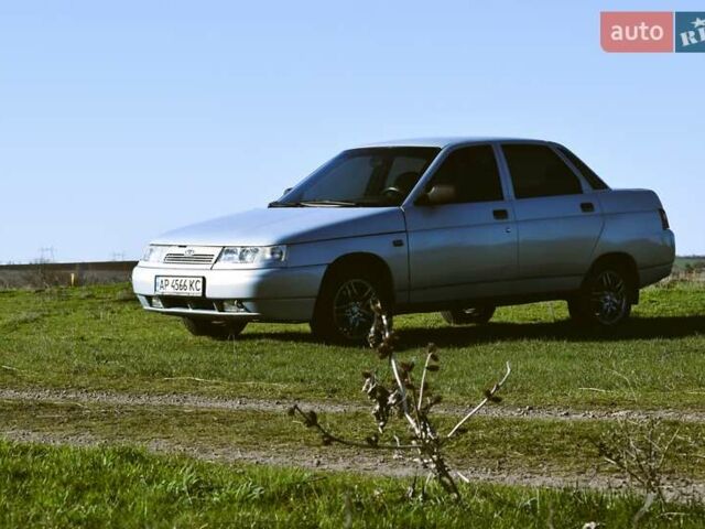 Серый ВАЗ 2110, объемом двигателя 1.6 л и пробегом 190 тыс. км за 2200 $, фото 4 на Automoto.ua