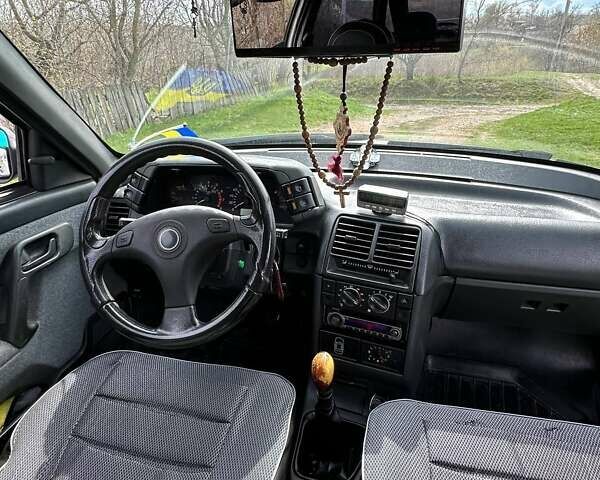 Серый ВАЗ 2110, объемом двигателя 1.6 л и пробегом 135 тыс. км за 2400 $, фото 4 на Automoto.ua