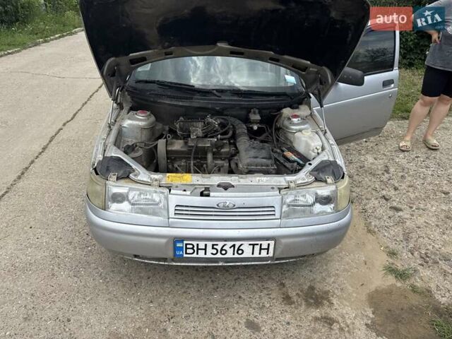 Серый ВАЗ 2110, объемом двигателя 1.6 л и пробегом 320 тыс. км за 2600 $, фото 4 на Automoto.ua