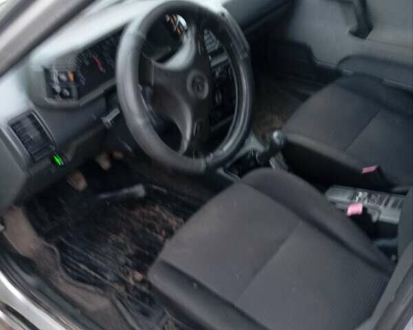 Сірий ВАЗ 2110, об'ємом двигуна 1.6 л та пробігом 174 тис. км за 1450 $, фото 6 на Automoto.ua