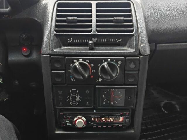 Серый ВАЗ 2110, объемом двигателя 1.6 л и пробегом 174 тыс. км за 1400 $, фото 12 на Automoto.ua