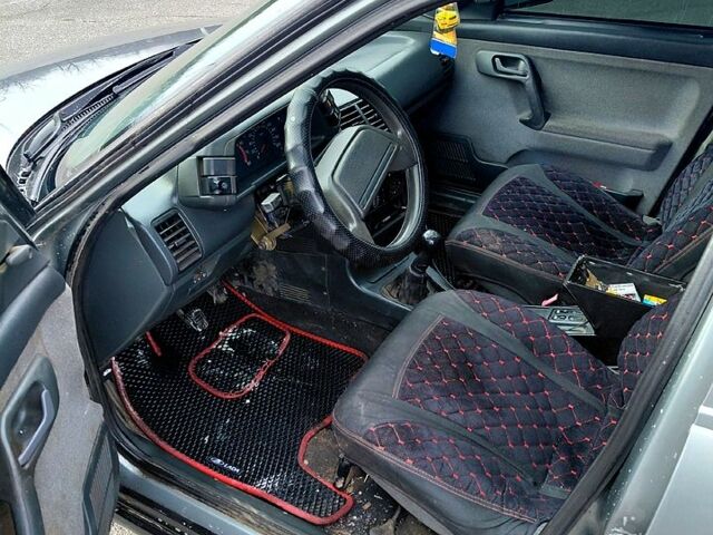 Серый ВАЗ 2110, объемом двигателя 1.6 л и пробегом 228 тыс. км за 1900 $, фото 5 на Automoto.ua