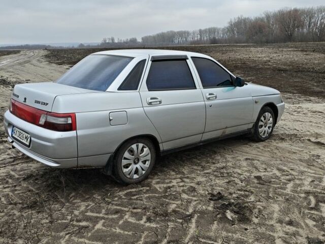 Серый ВАЗ 2110, объемом двигателя 1.6 л и пробегом 245 тыс. км за 2000 $, фото 2 на Automoto.ua