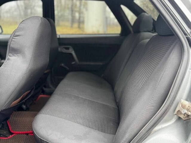 Серый ВАЗ 2110, объемом двигателя 0 л и пробегом 193 тыс. км за 2100 $, фото 7 на Automoto.ua