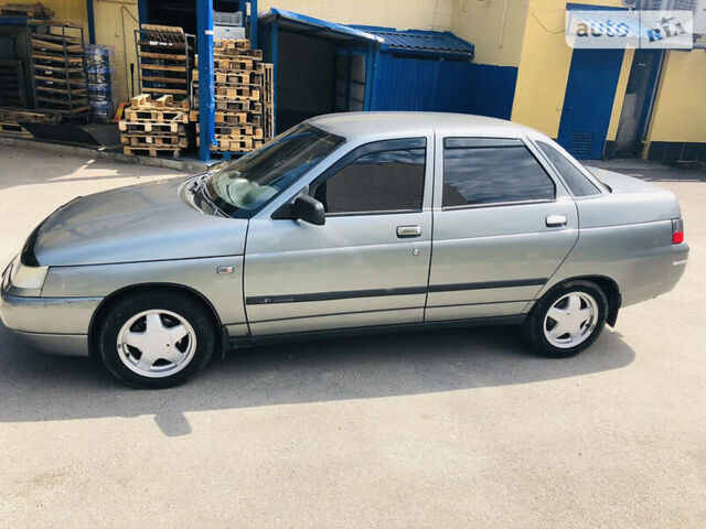 Серый ВАЗ 2110, объемом двигателя 1.6 л и пробегом 67 тыс. км за 3000 $, фото 1 на Automoto.ua