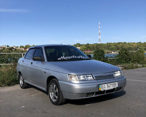Серый ВАЗ 2110, объемом двигателя 1.6 л и пробегом 150 тыс. км за 2000 $, фото 8 на Automoto.ua