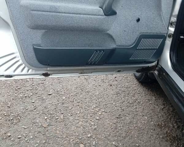 Серый ВАЗ 2110, объемом двигателя 1.6 л и пробегом 258 тыс. км за 1600 $, фото 9 на Automoto.ua