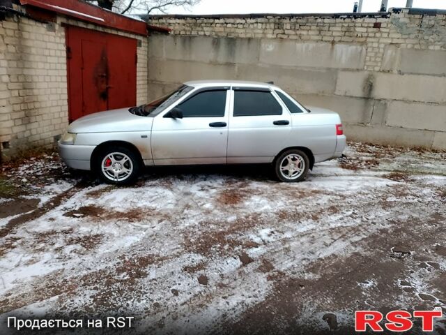 Серый ВАЗ 2110, объемом двигателя 1.6 л и пробегом 200 тыс. км за 2700 $, фото 4 на Automoto.ua