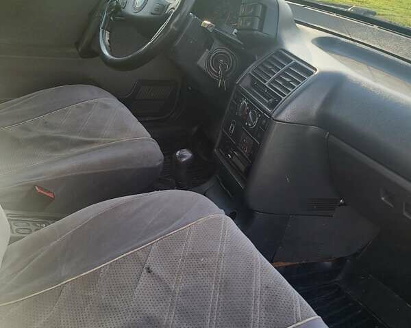 Серый ВАЗ 2110, объемом двигателя 1.6 л и пробегом 164 тыс. км за 2000 $, фото 3 на Automoto.ua