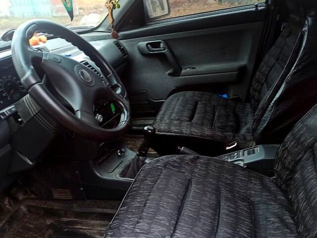 Сірий ВАЗ 2110, об'ємом двигуна 16 л та пробігом 243 тис. км за 1800 $, фото 5 на Automoto.ua