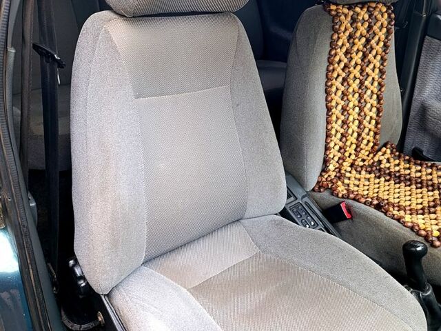 Серый ВАЗ 2110, объемом двигателя 1.6 л и пробегом 340 тыс. км за 1450 $, фото 6 на Automoto.ua