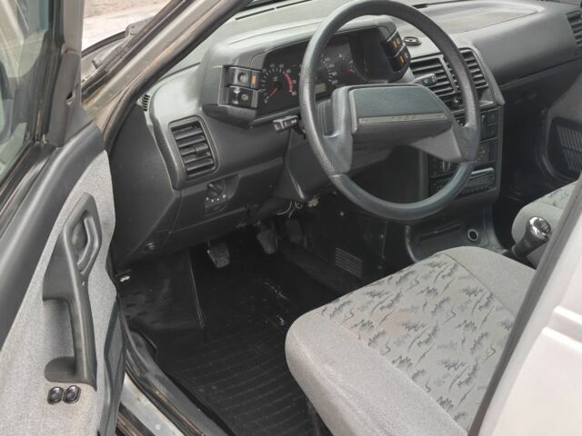 Серый ВАЗ 2110, объемом двигателя 1.6 л и пробегом 174 тыс. км за 1400 $, фото 8 на Automoto.ua