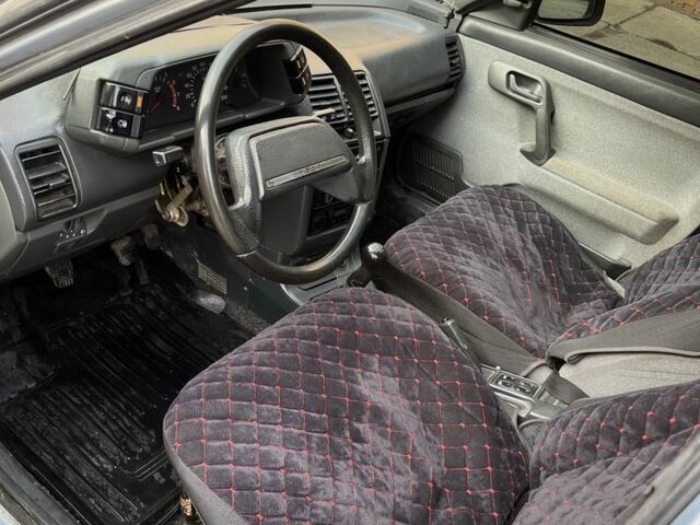 ВАЗ 2110 2007 у Умани на Automoto.ua Сірий ВАЗ 2110, об'ємом двигуна 1.6 л та пробігом 200 тис. км за 1350 $, фото 4 на Automoto.ua