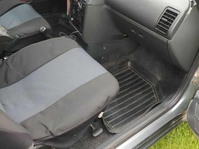 Серый ВАЗ 2110, объемом двигателя 0 л и пробегом 130 тыс. км за 1750 $, фото 2 на Automoto.ua