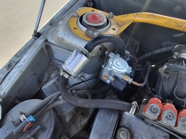 Сірий ВАЗ 2110, об'ємом двигуна 1.6 л та пробігом 330 тис. км за 1600 $, фото 5 на Automoto.ua