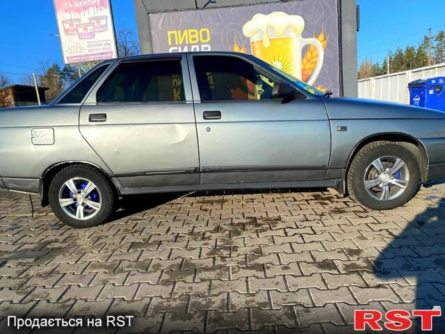 Сірий ВАЗ 2110, об'ємом двигуна 1.6 л та пробігом 200 тис. км за 1850 $, фото 2 на Automoto.ua