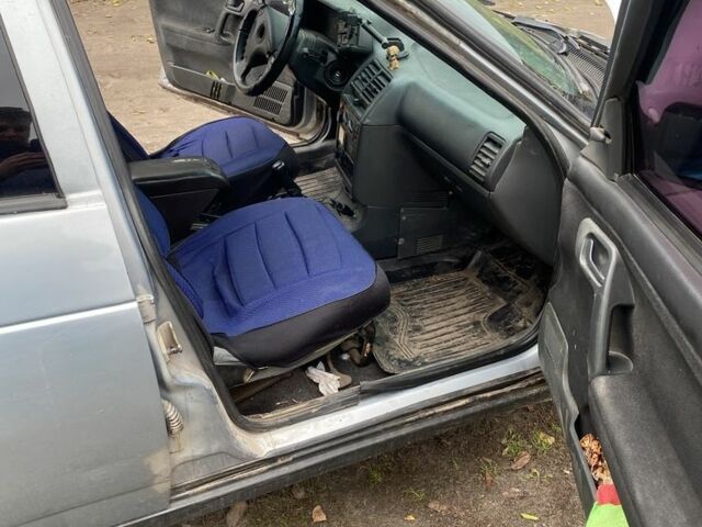 Сірий ВАЗ 2110, об'ємом двигуна 1.6 л та пробігом 210 тис. км за 1200 $, фото 6 на Automoto.ua