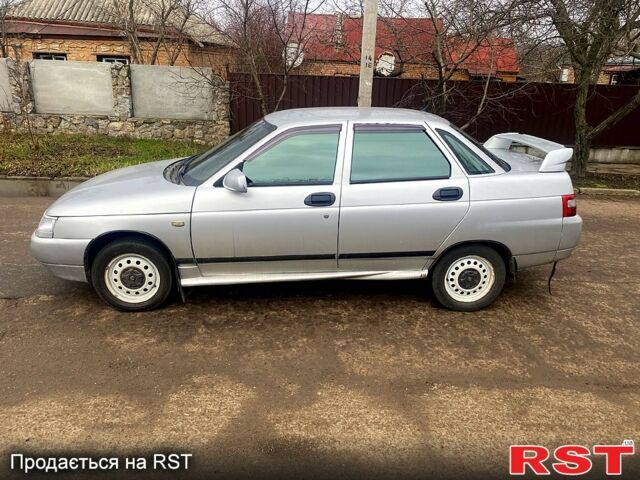 Серый ВАЗ 2110, объемом двигателя 1.6 л и пробегом 200 тыс. км за 2050 $, фото 7 на Automoto.ua