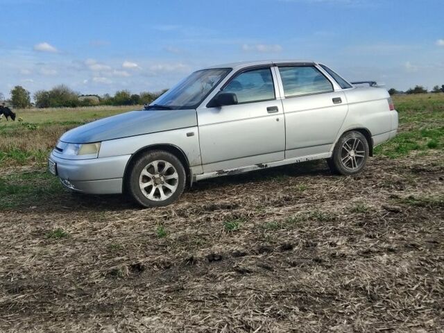 Серый ВАЗ 2110, объемом двигателя 1.6 л и пробегом 231 тыс. км за 1800 $, фото 1 на Automoto.ua