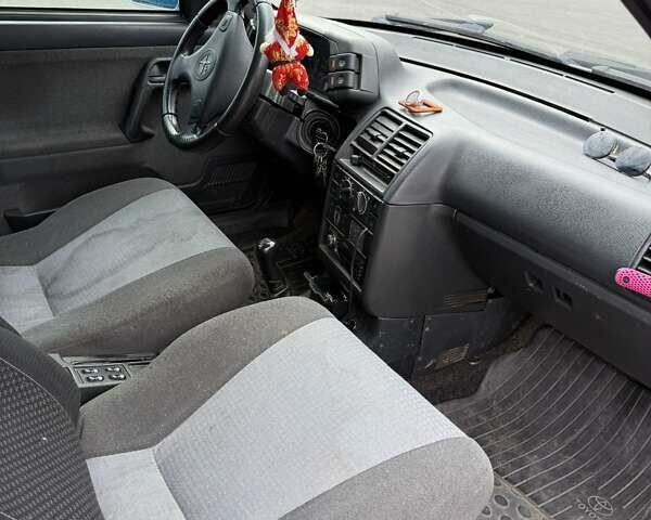 Сірий ВАЗ 2110, об'ємом двигуна 1.6 л та пробігом 270 тис. км за 1850 $, фото 4 на Automoto.ua