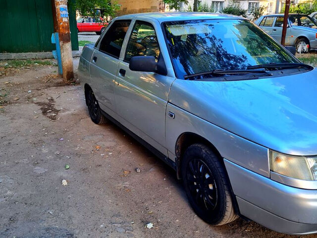 ВАЗ 2110 2007 у Одесі на Automoto.ua Сірий ВАЗ 2110, об'ємом двигуна 1.6 л та пробігом 102 тис. км за 2000 $, фото 2 на Automoto.ua