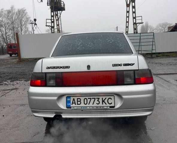 Серый ВАЗ 2110, объемом двигателя 1.6 л и пробегом 215 тыс. км за 1500 $, фото 3 на Automoto.ua