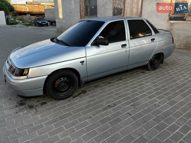Серый ВАЗ 2110, объемом двигателя 1.6 л и пробегом 149 тыс. км за 2850 $, фото 3 на Automoto.ua
