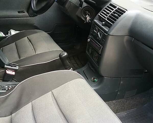 Серый ВАЗ 2110, объемом двигателя 1.6 л и пробегом 141 тыс. км за 2500 $, фото 4 на Automoto.ua