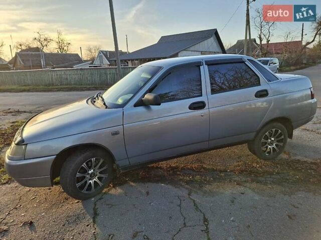 Серый ВАЗ 2110, объемом двигателя 1.6 л и пробегом 302 тыс. км за 2700 $, фото 10 на Automoto.ua