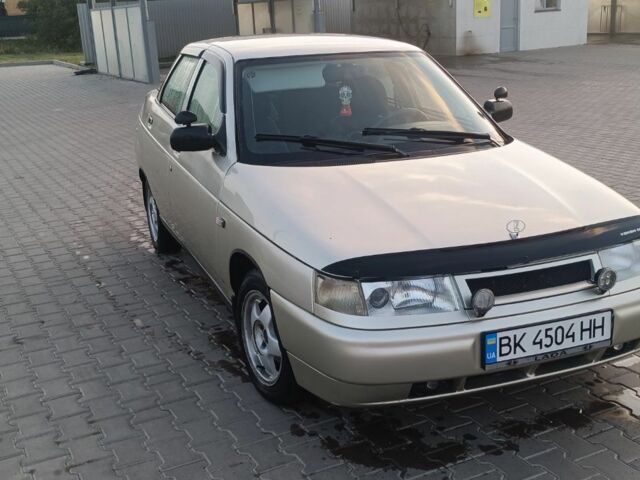 Серый ВАЗ 2110, объемом двигателя 1.6 л и пробегом 213 тыс. км за 1600 $, фото 5 на Automoto.ua