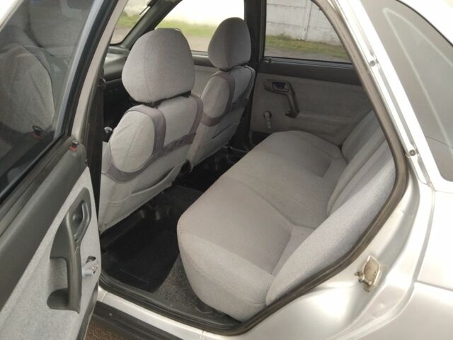 Серый ВАЗ 2110, объемом двигателя 1.6 л и пробегом 210 тыс. км за 1700 $, фото 14 на Automoto.ua