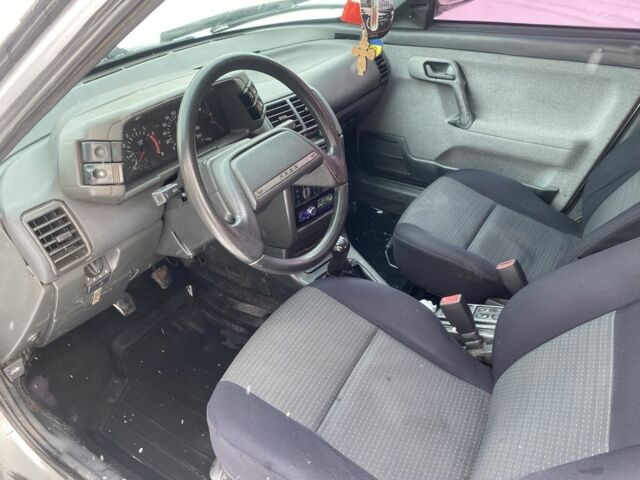 Сірий ВАЗ 2110, об'ємом двигуна 1.6 л та пробігом 190 тис. км за 1350 $, фото 6 на Automoto.ua