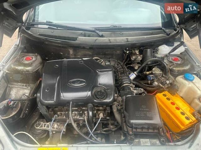 Сірий ВАЗ 2110, об'ємом двигуна 1.6 л та пробігом 150 тис. км за 2000 $, фото 1 на Automoto.ua