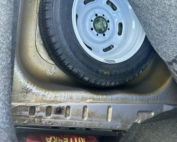 Серый ВАЗ 2110, объемом двигателя 1.6 л и пробегом 133 тыс. км за 3800 $, фото 16 на Automoto.ua