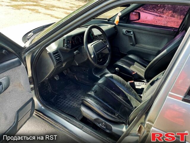 Серый ВАЗ 2110, объемом двигателя 1.6 л и пробегом 165 тыс. км за 1699 $, фото 4 на Automoto.ua