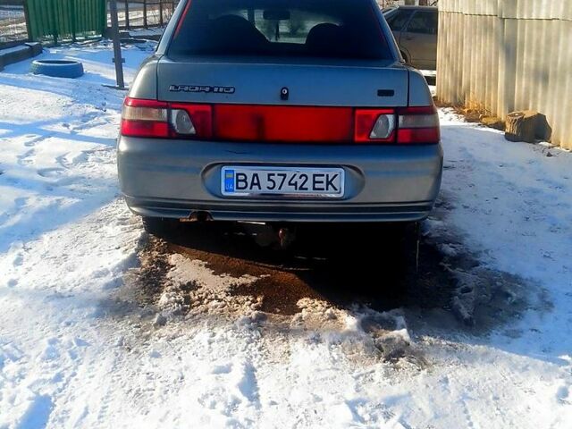 Серый ВАЗ 2110, объемом двигателя 1.6 л и пробегом 280 тыс. км за 2200 $, фото 2 на Automoto.ua