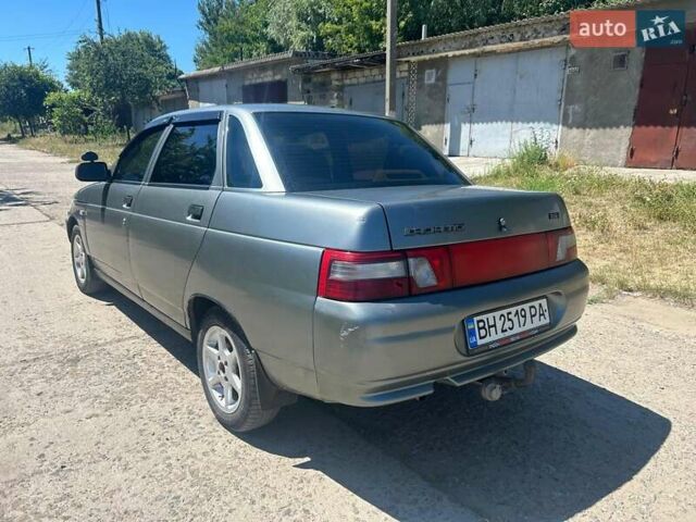 Серый ВАЗ 2110, объемом двигателя 1.6 л и пробегом 245 тыс. км за 2000 $, фото 7 на Automoto.ua