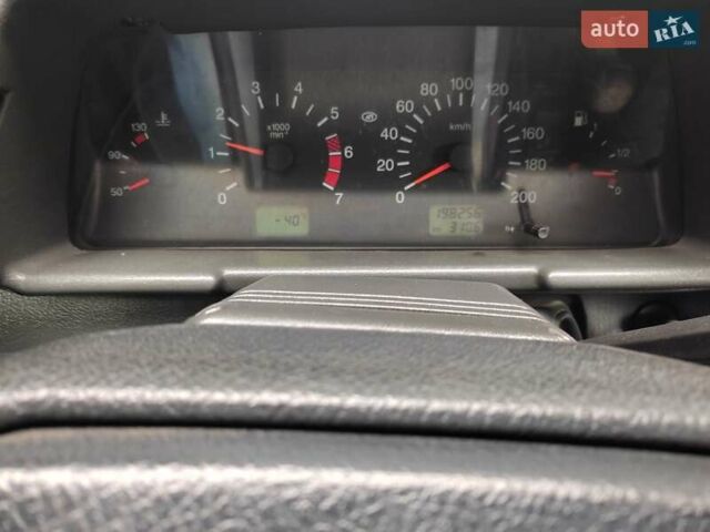 Сірий ВАЗ 2110, об'ємом двигуна 1.6 л та пробігом 198 тис. км за 2200 $, фото 12 на Automoto.ua