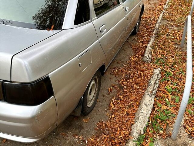 Серый ВАЗ 2110, объемом двигателя 1.6 л и пробегом 230 тыс. км за 1200 $, фото 1 на Automoto.ua