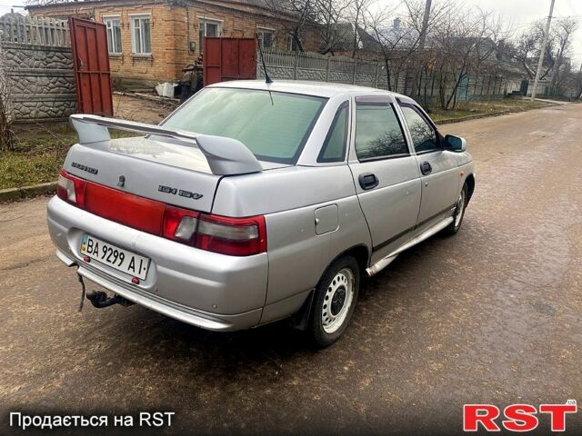 Серый ВАЗ 2110, объемом двигателя 1.6 л и пробегом 200 тыс. км за 2050 $, фото 3 на Automoto.ua