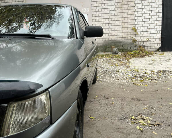 Серый ВАЗ 2110, объемом двигателя 1.6 л и пробегом 186 тыс. км за 2300 $, фото 2 на Automoto.ua