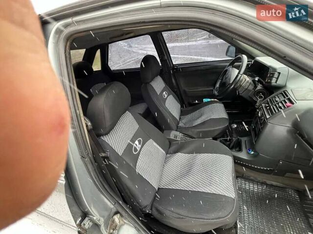 Серый ВАЗ 2110, объемом двигателя 1.6 л и пробегом 160 тыс. км за 2050 $, фото 11 на Automoto.ua