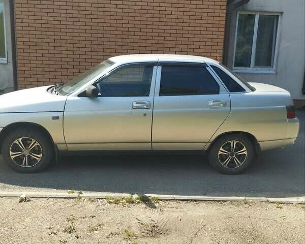 Серый ВАЗ 2110, объемом двигателя 1.6 л и пробегом 189 тыс. км за 3000 $, фото 1 на Automoto.ua