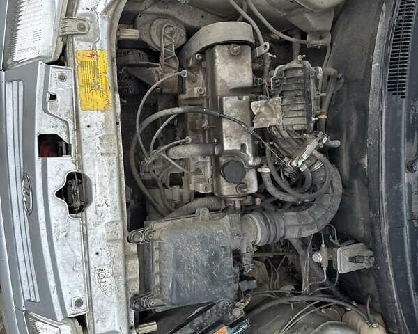 Серый ВАЗ 2110, объемом двигателя 1.6 л и пробегом 320 тыс. км за 2600 $, фото 3 на Automoto.ua