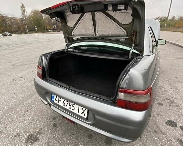 Сірий ВАЗ 2110, об'ємом двигуна 1.6 л та пробігом 193 тис. км за 2400 $, фото 13 на Automoto.ua