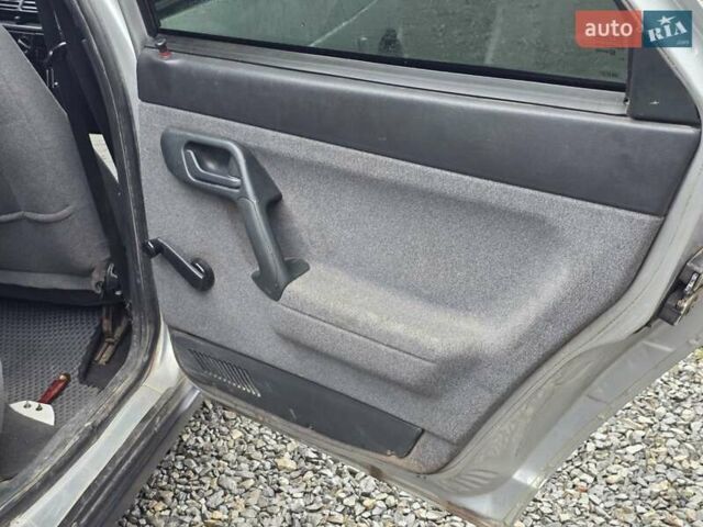 Серый ВАЗ 2110, объемом двигателя 1.6 л и пробегом 145 тыс. км за 2499 $, фото 25 на Automoto.ua